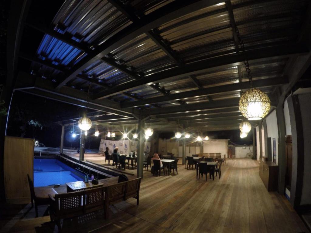 Good Heart Hotel Gili Trawangan Luaran gambar