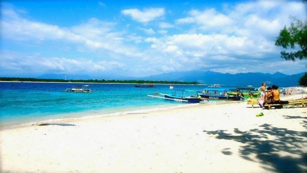 Good Heart Hotel Gili Trawangan Luaran gambar