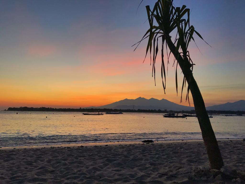 Good Heart Hotel Gili Trawangan Luaran gambar